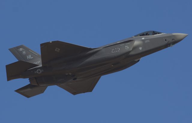 Lockheed F-35C (17-5237) - F-35A of the USAF departing where she was born, NAS/JRB Fort Worth (please view in "full" for highest image quality)