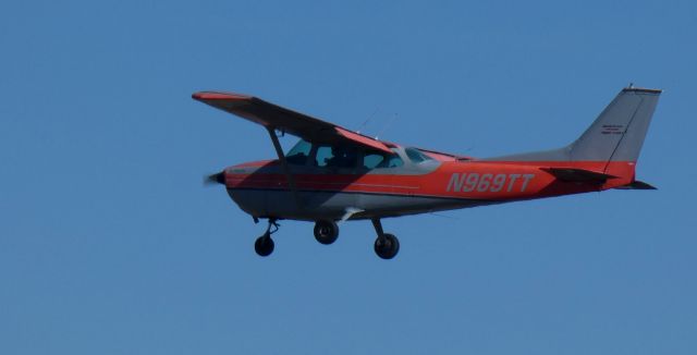 Cessna Skyhawk (N969TT) - About to touch down is this Smoketown Flight Center 1973 Cessna 172M Skyhawk in the Autumn of 2024.