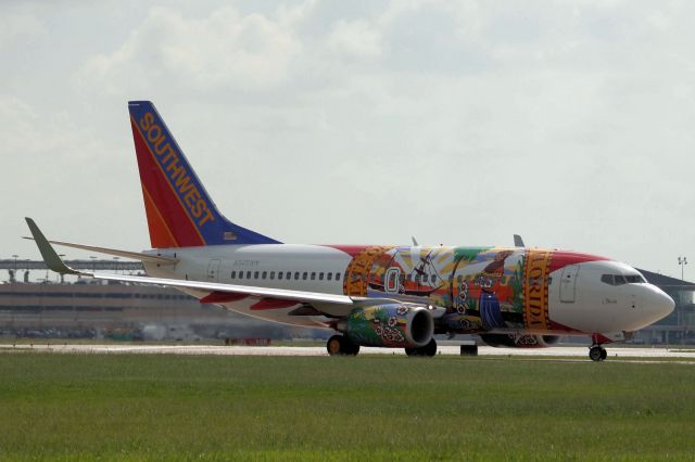 Boeing 737-700 (N945WN) - Florida One