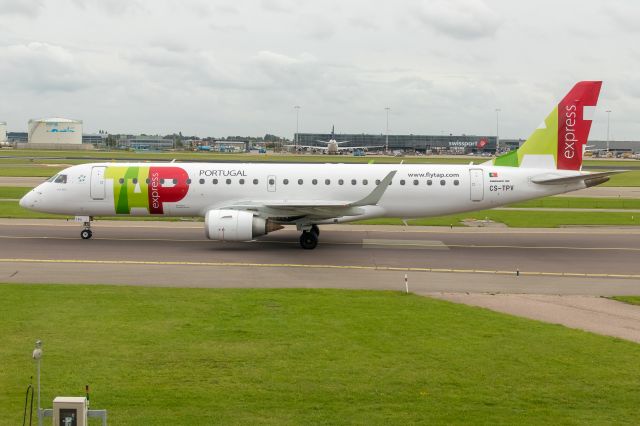 Embraer ERJ-190 (CS-TPV) - 18.08.2017