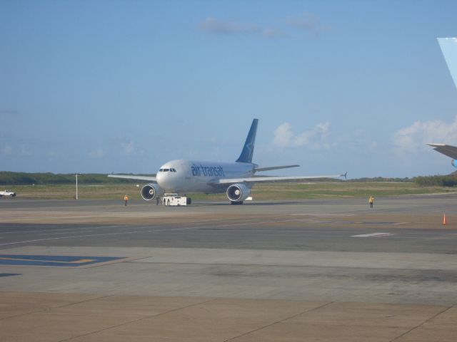 Airbus A310 — - Pista do Aeroporto de Punta Cana