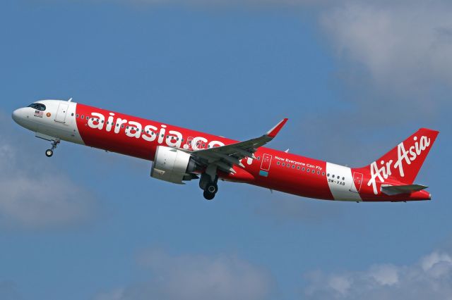 Airbus A321neo (9M-VAB)