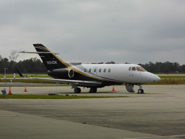 Hawker 800 (N684DK)