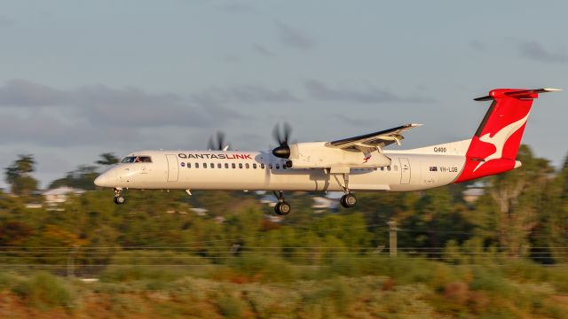 de Havilland Dash 8-400 (VH-LQB)