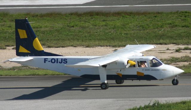 ROMAERO Islander (F-OIJS)