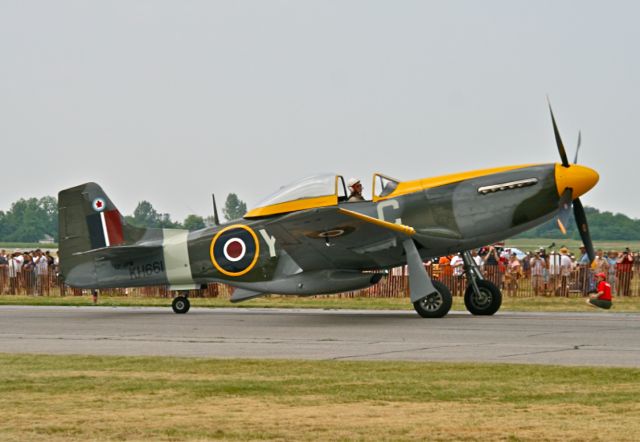 North American P-51 Mustang (C-FVFM)