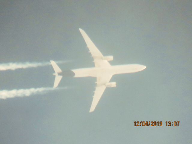 Airbus A330-300 (D-AIKP)