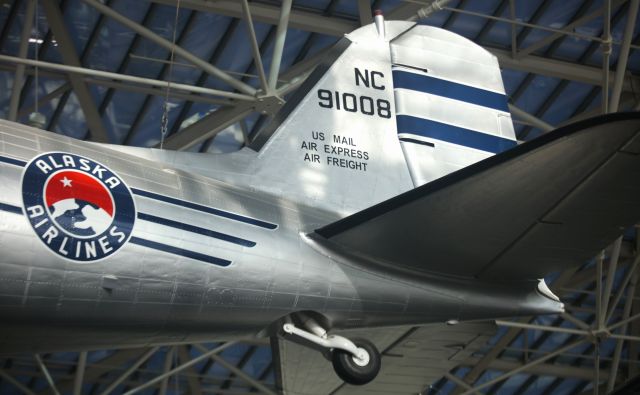 Douglas DC-3 (NC91008) - Delivered to the USAAF in January 1943.