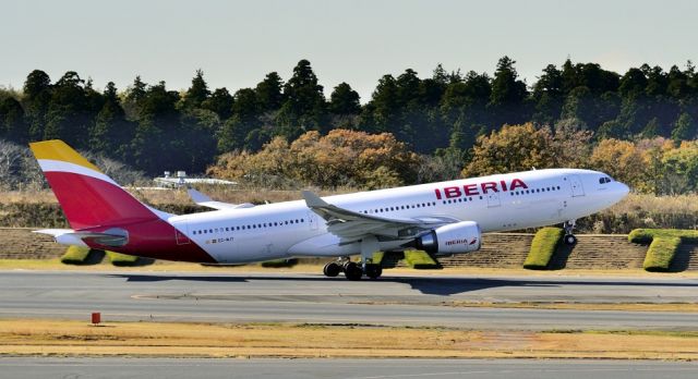 Airbus A330-200 (EC-MJT) - TO