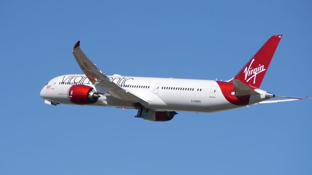 Boeing 787-9 Dreamliner (G-VWHO) - VIR827 climbs from Rwy 34L beginning its delivery flight to EGLL / LHR on 7/1/15. (ln 313 / cn 37971).