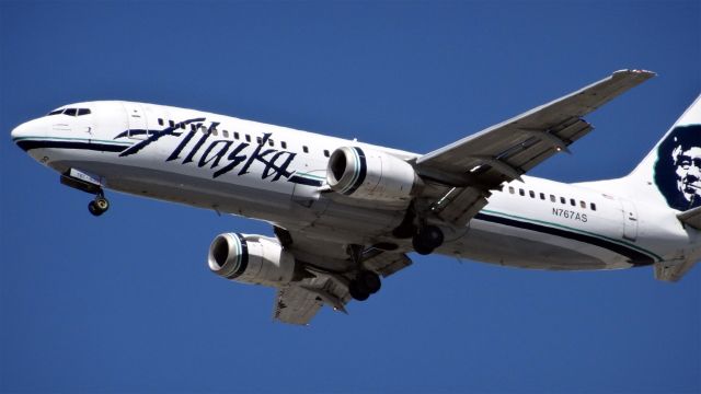 BOEING 737-400 (N767AS) - N767AS Alaska Airlines Boeing 737-400 - cn 27081 / ln 2354br /First Flight * Aug 1992br /Age 22.8 Yearsbr /2015-06-18 AS201 San Jose del Cabo (SJD) San Jose (SJC) 14:05-->16:06 PDT Landed 16:15