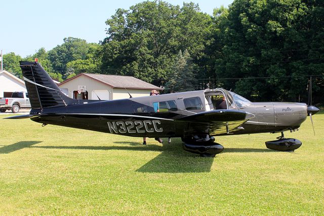 Piper Saratoga (N322CC)