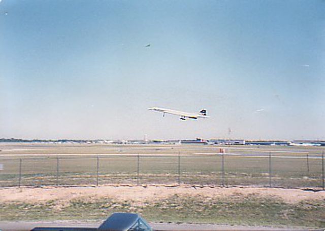 Aerospatiale Concorde — - This is an old old OLD picture of the Concorde taken by my father oh so many years ago when it was doing a fly-in for a show-off at KCVG.br /br /Sorry for the poor quality image. Like I said, this was a taken about 30 years ago by a very old camara