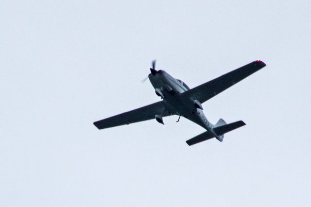 Cirrus SR-20 (N229J) - Subject aircraft, registered as 2018 CIRRUS DESIGN CORP SR20, photographed on 21-Aug-2018 at 1632HrsEDT over Northern New Jersey, in and out of Caldwell, NJ, (KCDW).