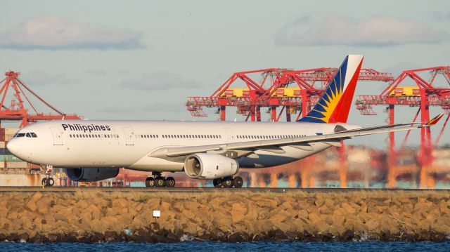 Airbus A330-300 (RP-C8780)