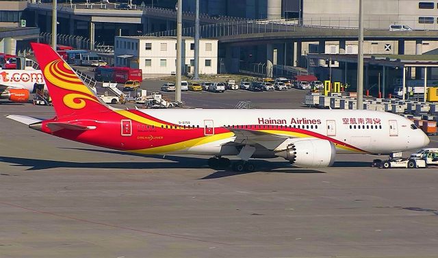 Boeing 787-8 (B-2759) - Taxiing to the gate