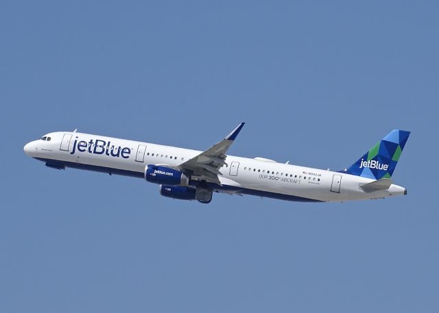 Airbus A321 (N942JB) - 200th Airbus  for Jet Blue