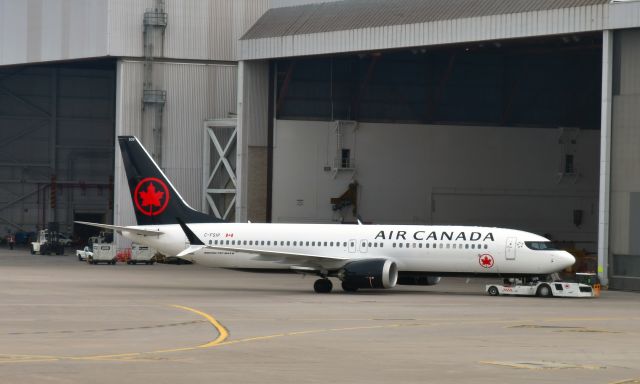 Boeing 737-800 (C-FSIP) - Air Canada Boeing 737-8 MAX C-FSIP in Toronto 