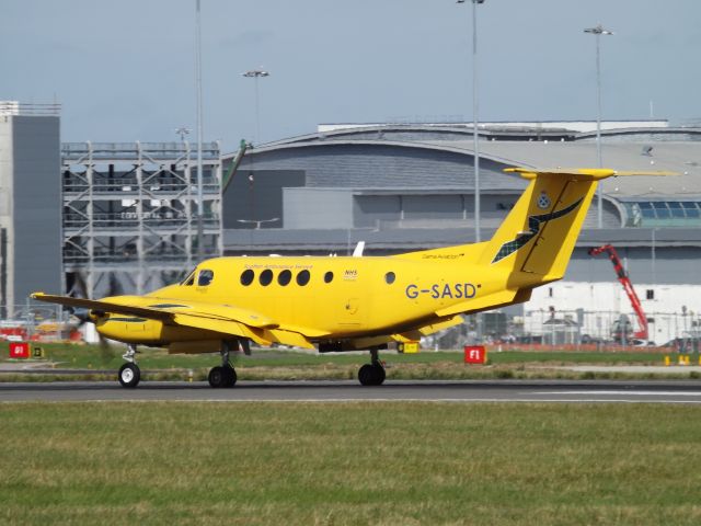 Beechcraft Super King Air 200 (G-SASD) - Just arrived at Luton Airport.