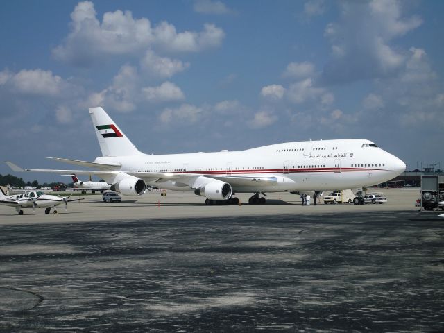 Boeing 747-400 (A6-HRM) - A6-HRM Dubai Air Wing 747-400 in for the Keeneland Horse Sales. Thanks to the crew at Aeromotive for letting me take this from their door. Bluegrass Airport, Lexington, Ky USA