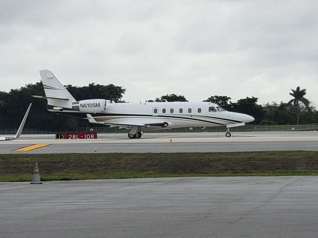 IAI Gulfstream G100 (N610SM)