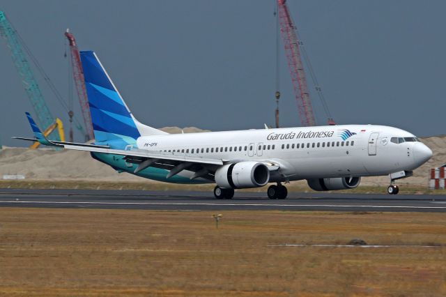 Boeing 737-700 (PK-GFK)
