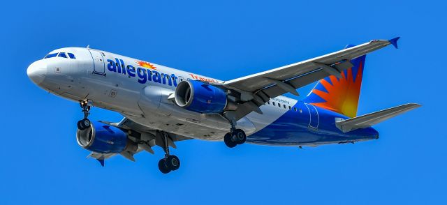 Airbus A319 (N308NV) - N308NV Allegiant Air Airbus A319-112 s/n 2450 -Las Vegas - Harry Reid International Airport KLASbr /Photo: Tomás Del Corobr /USA - Nevada May 15, 2025 