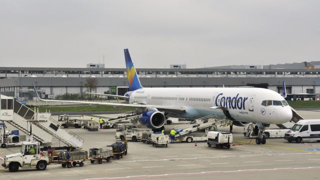 BOEING 757-300 (D-ABOI) - Condor Boeing 757-330 D-ABOI in Frankfurt 