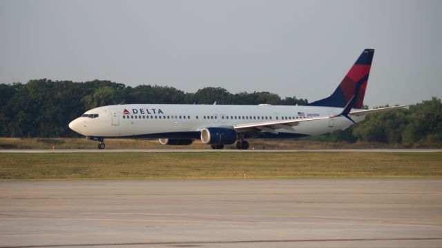 Boeing 737-900 (N850DN)