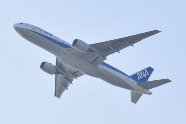 Boeing 777-200 (JA707A)