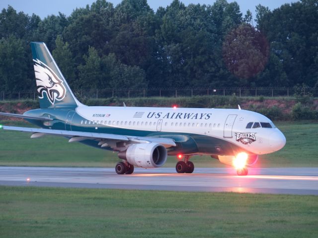 Airbus A319 (N709UW) - Ready to depart 18C, July 22, 2013