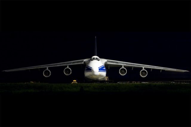 Antonov An-124 Ruslan (RNA82045) - www.svenvt.de