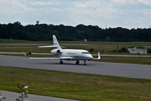 Dassault Falcon 2000 (N60FK)