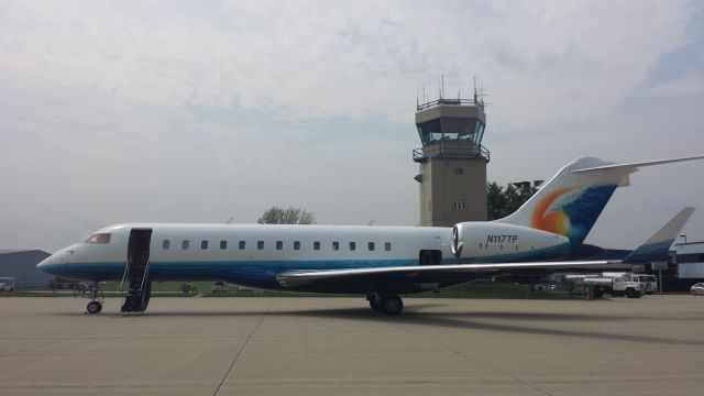 Bombardier Global Express (N117TF)