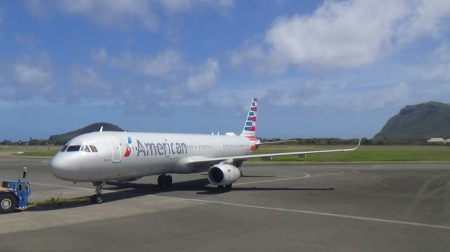 Airbus A321 (N910AU)