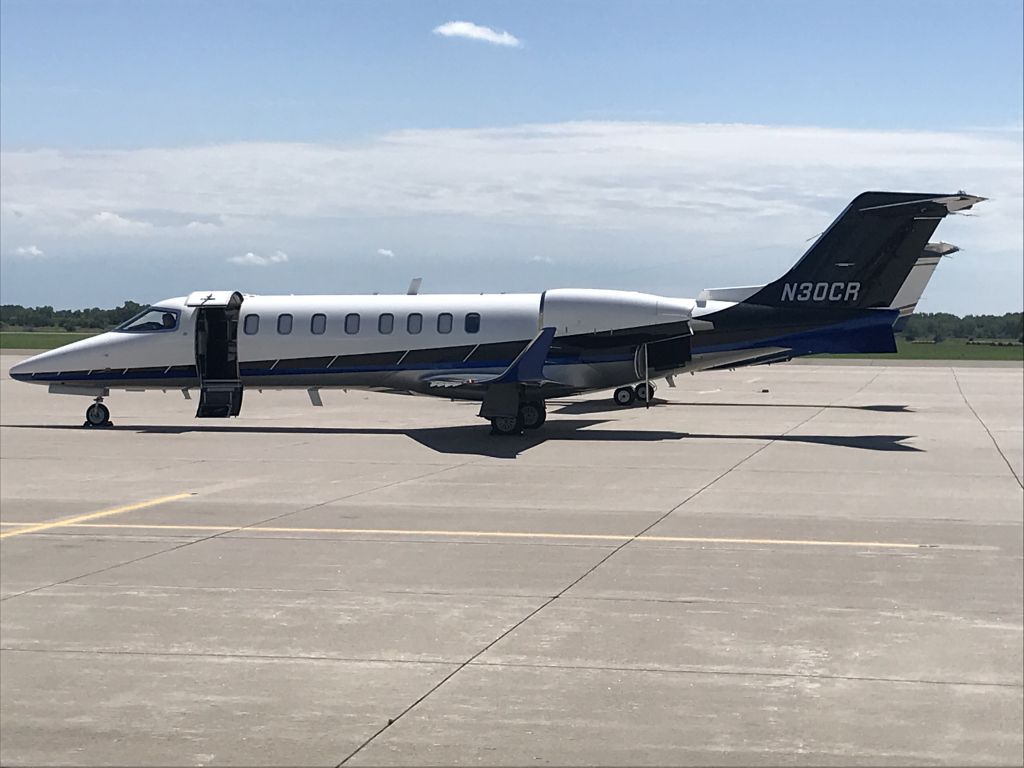 Bombardier Learjet 75 (N30CR)