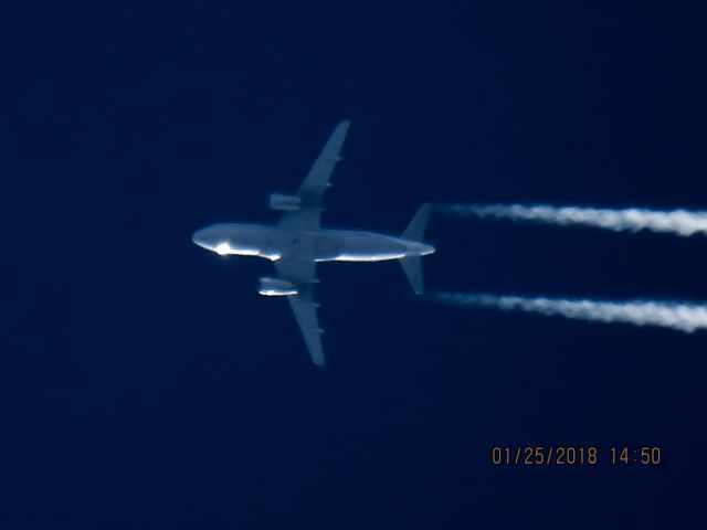 Airbus A319 (N835UA)