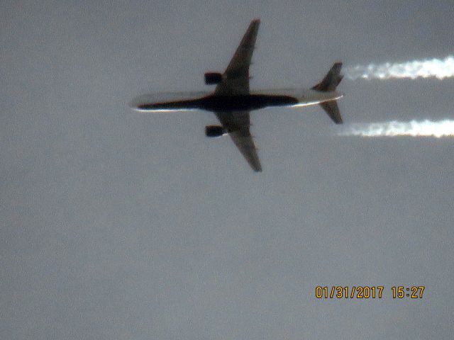 Boeing 757-200 (N668DN)