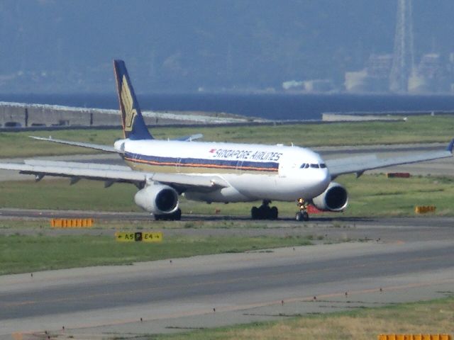 Airbus A330-300 (9V-STC)