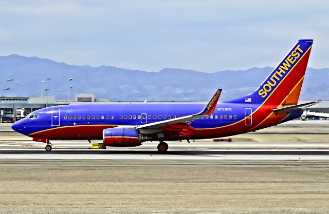 Boeing 737-700 (N738CB) - N738CB Southwest Airlines Boeing 737-7H4 (cn 27870/360)  Las Vegas - McCarran International (LAS / KLAS) USA - Nevada, June 1, 2011 Photo: Tomás Del Coro