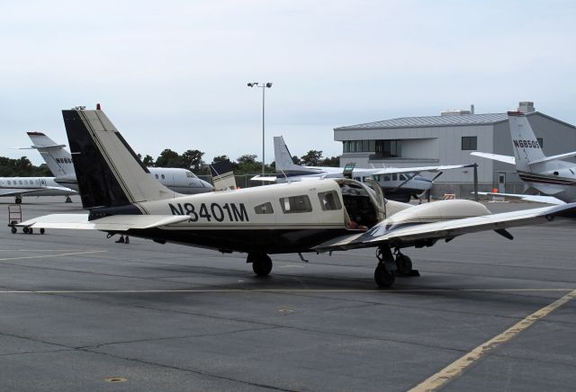 Piper Seneca (N8401M)