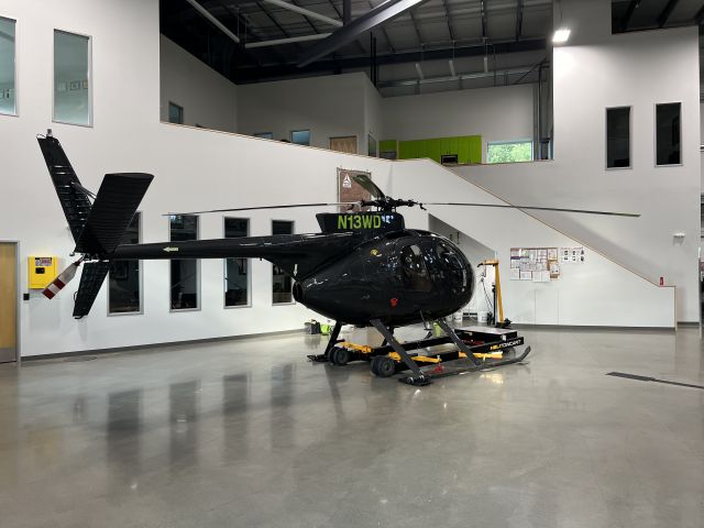 MD Helicopters MD 500 (N13WD) - ROTAK hangar 