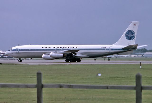 — — - PAN AMERICAN WORLD AIRWAYS - PAN AM - BOEING 707-321 - REG N726PA (CN 21048/253) - LONDON HEATHROW UK. ENGLAND - EGLL (14/8/1967)