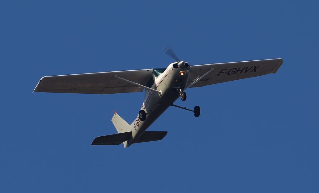 Cessna 152 (F-GHVX)