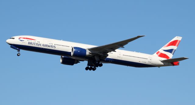 BOEING 777-300ER (G-STBC) - Departing Rwy 34L