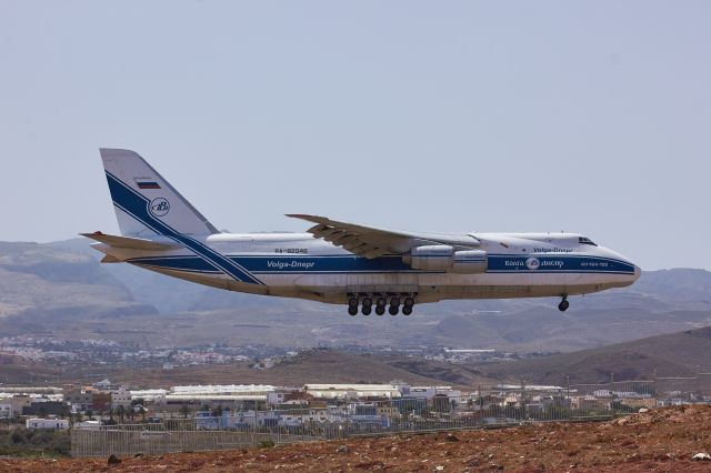 Antonov An-124 Ruslan (RA-82046)