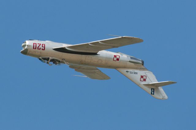 WSKPZL620 — - MiG-17PF being flown by Randy Ball at Thunder Over Michigan.