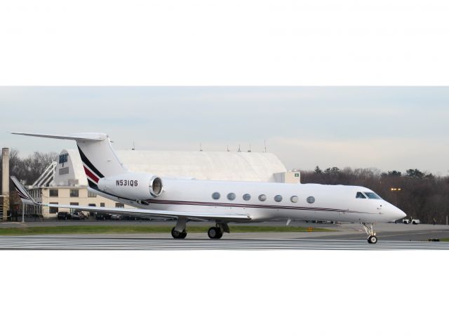 Gulfstream Aerospace Gulfstream V (N531QS) - Take off runway 16.