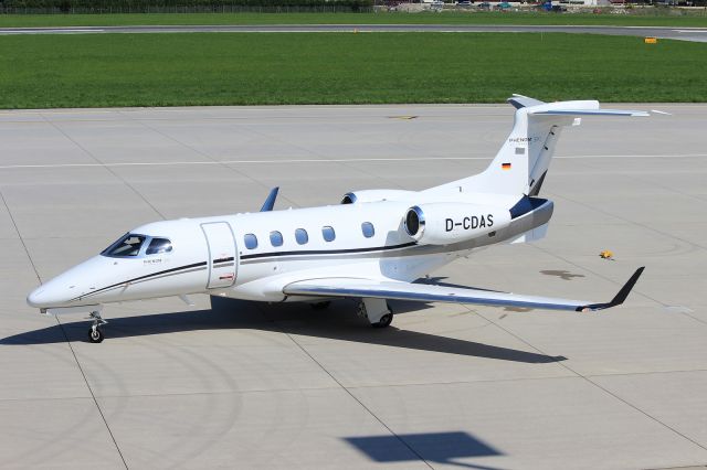 Embraer Phenom 300 (D-CDAS)