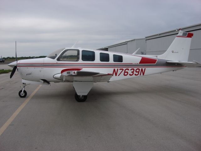 Beechcraft Bonanza (36) (N7639N)